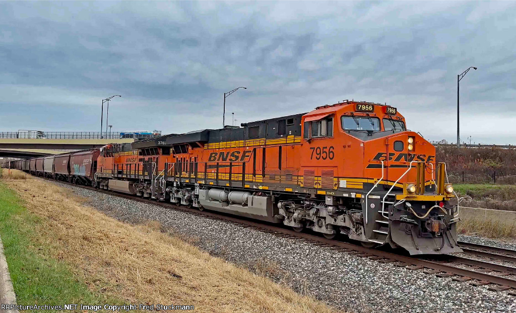 BNSF 7956 leads G111.